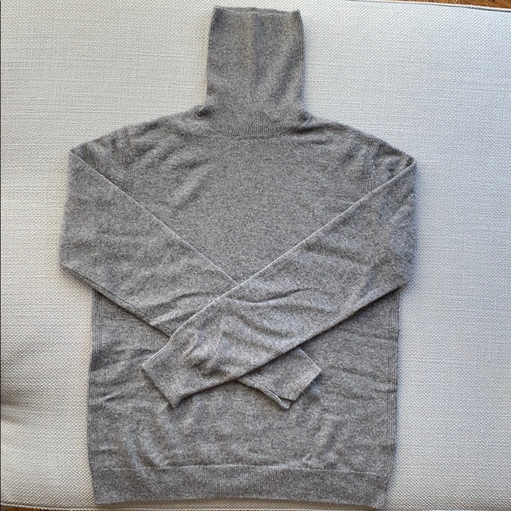 Vince turtleneck sweater
